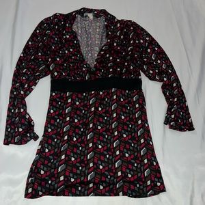 Very Important Pieces Size L Blouse Length 25” Poly Spandex 3/4 Sleeve M1